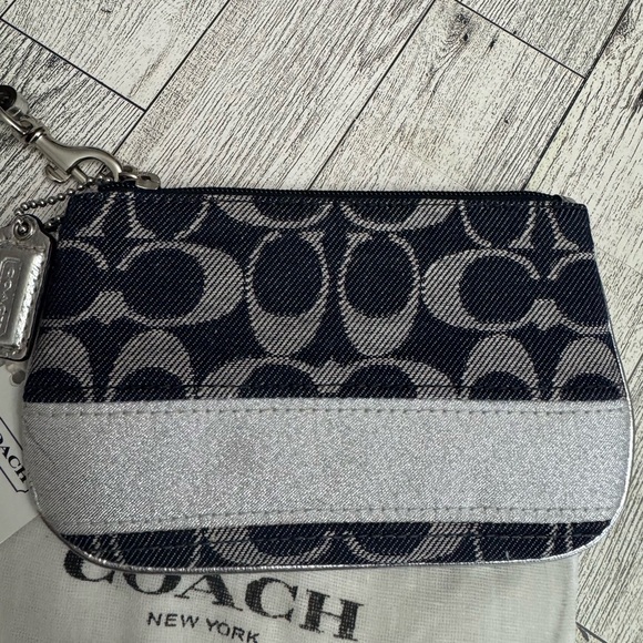 Coach Blue Denim & Silver Signature C Wristlet NWT - Picture 2 of 10